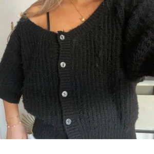 Lindex kofta - säljer denna snygga populära stickade kofta från lindex