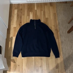 Zara Half-zip Marinblå - Bra skick Nypris: 389kr