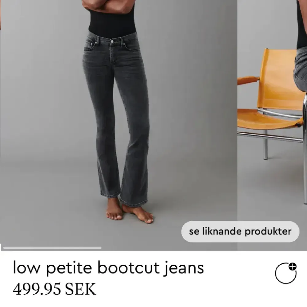 Säljer dessa lågmidjade bootcut från Gina tricot storlek 34. Då de är helt nya så är priset 480kr+frakt. Vid intresse är det bara att höra av sig💕. Jeans & Byxor.