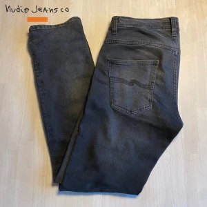 Nudie jeans - Nudie grim Tim i riktig snygg tvätt | nypris 1600 vid snabb affär 699