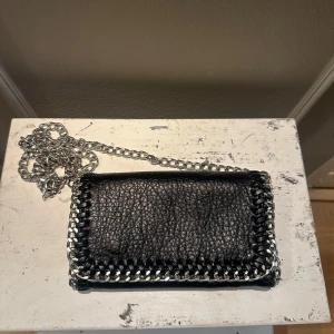 Väska - Säljer denna väska från scorett. Passar till allt 