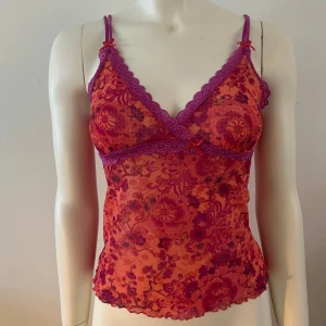 Mesh Linne - Superfint mönstrat linne i meshmaterial