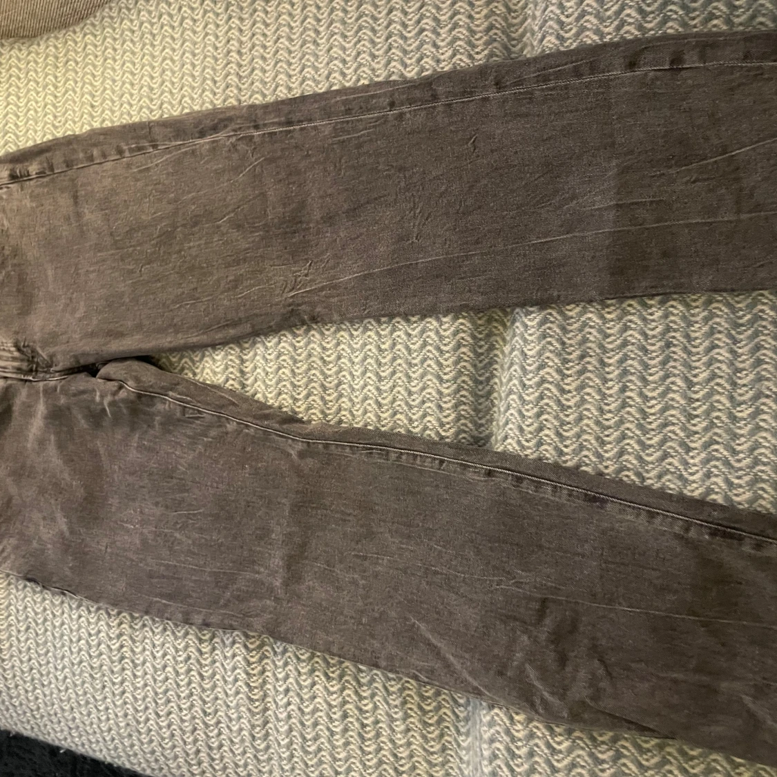 Grå jeans i regular fit