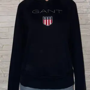 Jätte fin gant hoodie, storlek står ej men passar XXS-S, billigare vid snabb affär! 