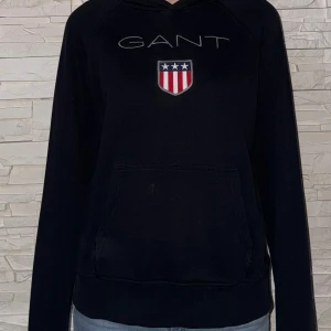 Gant hoodie - Jätte fin gant hoodie, storlek står ej men passar XXS-S, billigare vid snabb affär! 