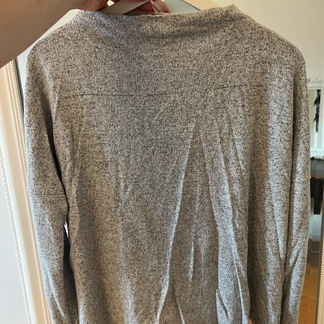 Grå långärmad tröja - 91