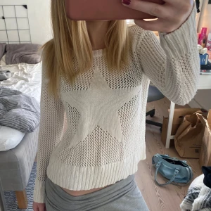 Tröja - Vit tröja i storlek S