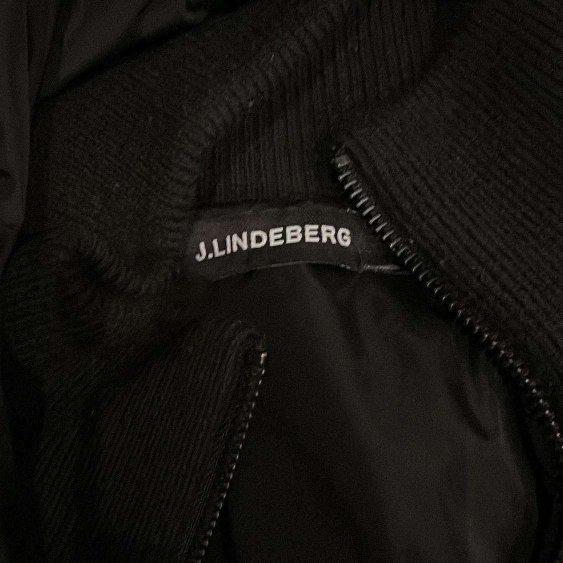 Svart jacka från J.Lindeberg - 92