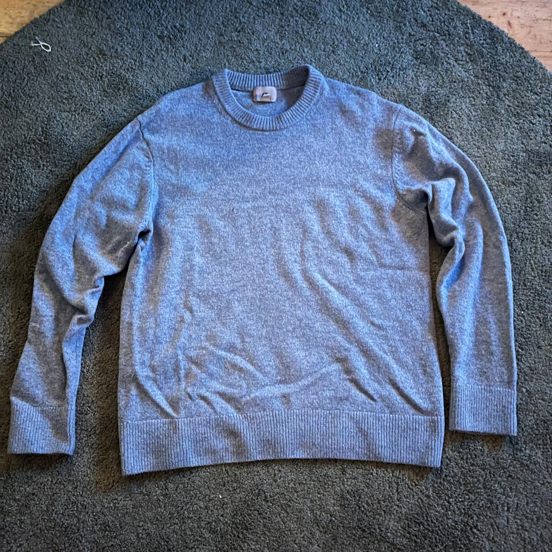 Ljus blå stickad tröja 