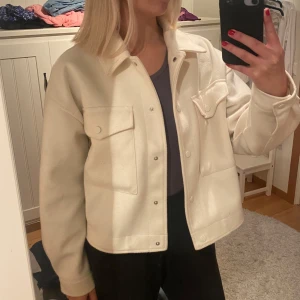 Vit jacka från Zara - höst/vårjacka från Zara