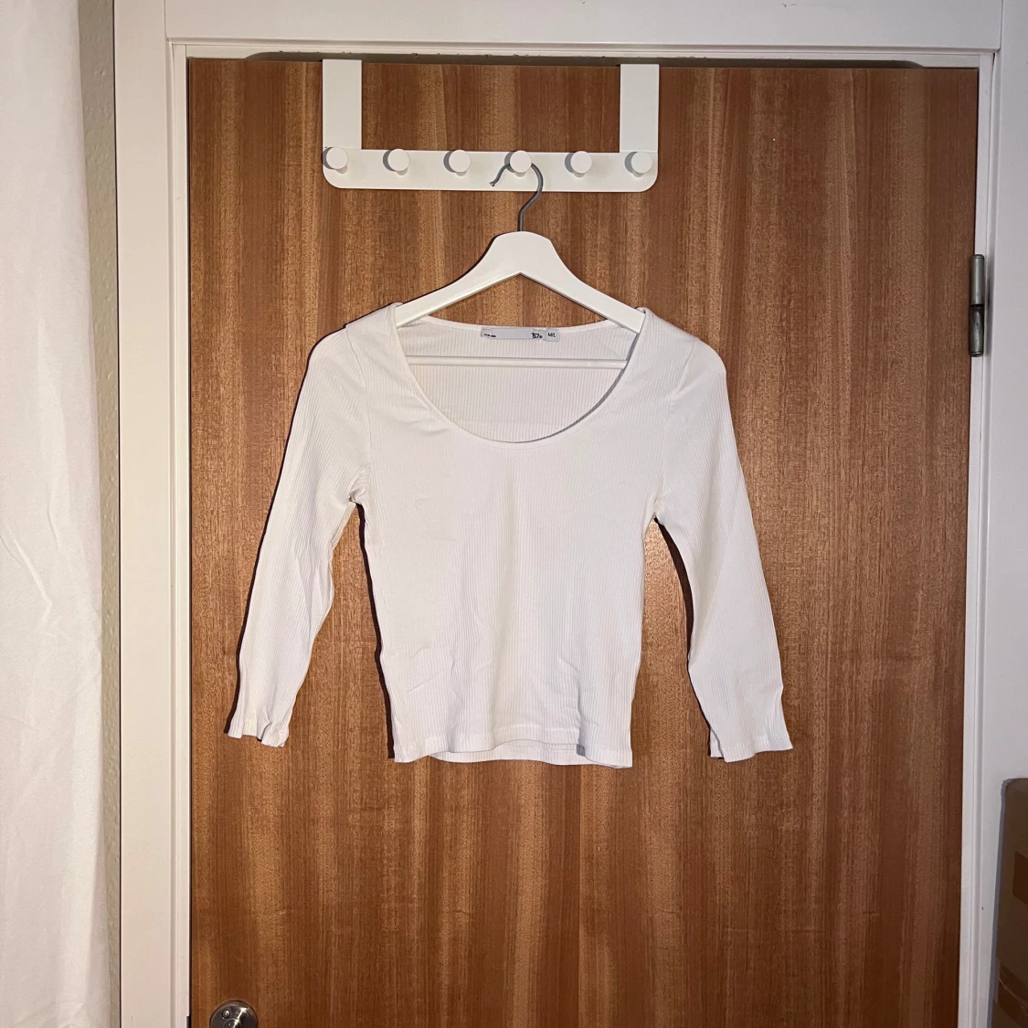 Vit ribbad topp 