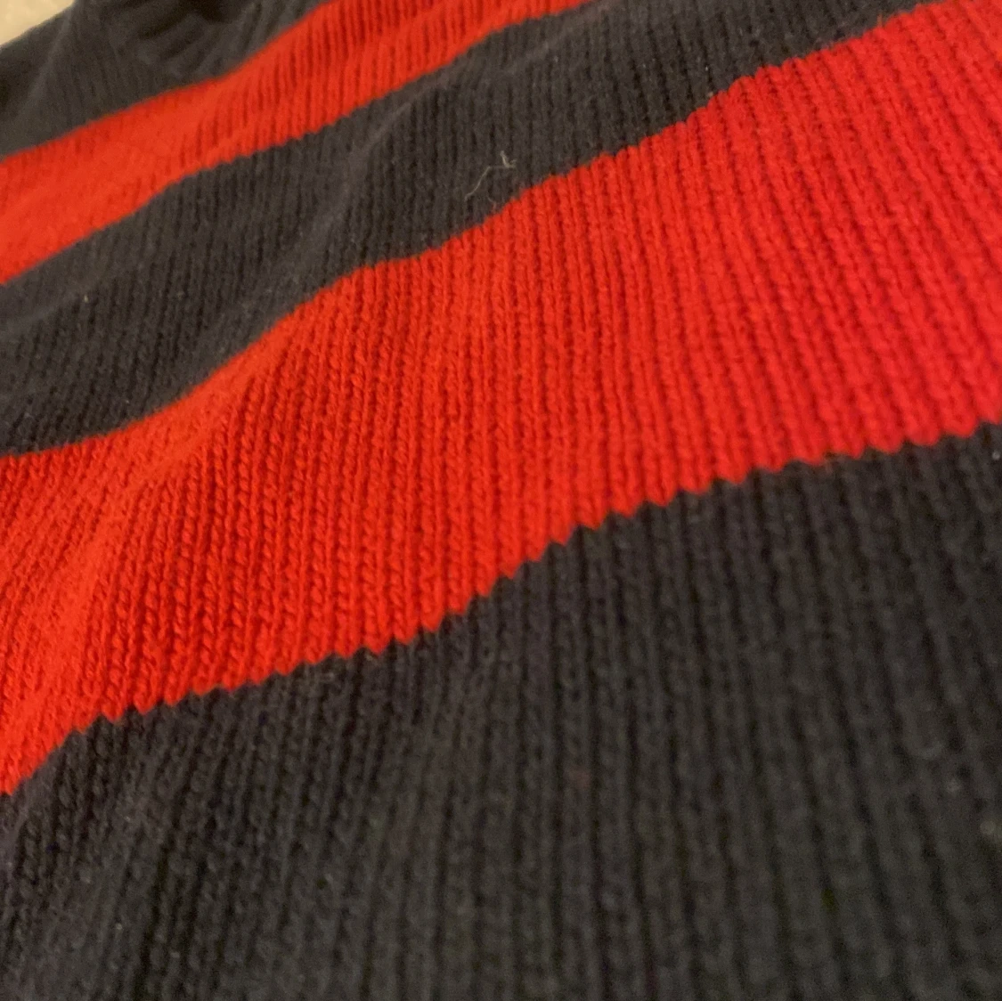 Randig tröja från Brandy Melville - 92