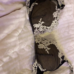 Intimissimi bh - Bra skick, säljer då den är för liten. Storlek 80C (liten i storlek)