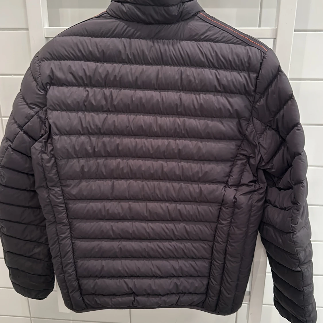 Svart pufferjacka från Parajumpers - 90