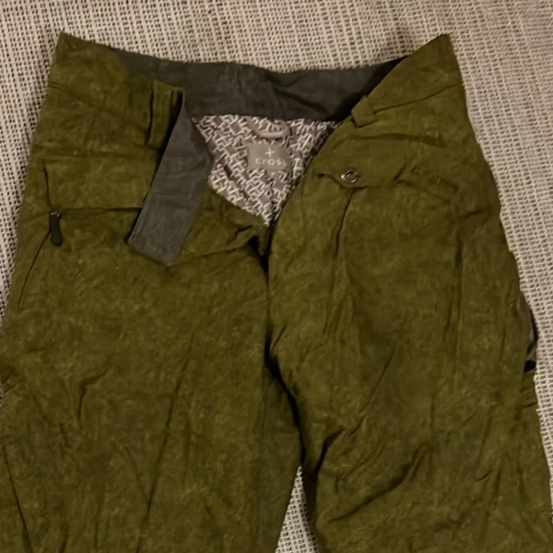 Gröna byxor🥑 från CROSS