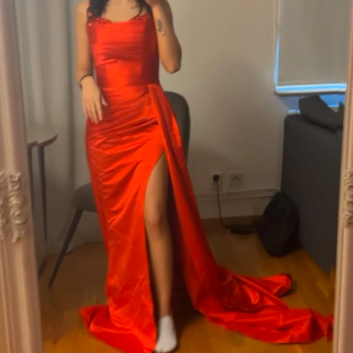 Röd långklänning/balklänning  - 90