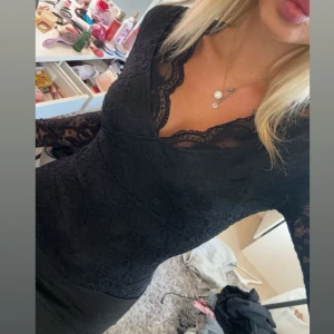 spets tröja - helt ny spetströja, aldrig använd 🩷