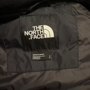 The north face, vinterjacka herr - Storlek S och har använts en säsong. (Nypris 3800)