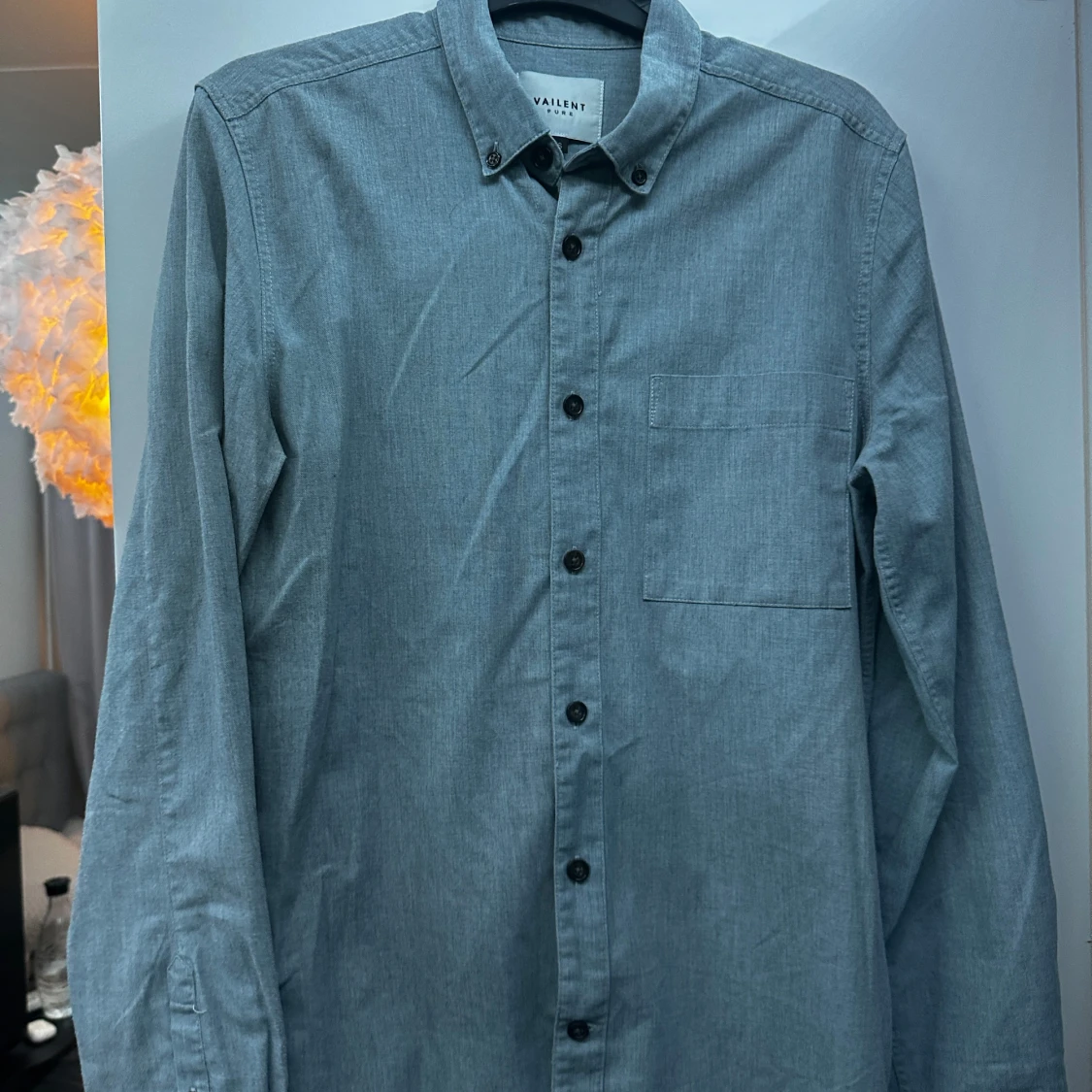 Grå skjorta från Vailent