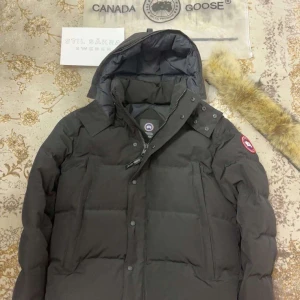 Canada Goose wyndham Storlek L - Vinterjacka 