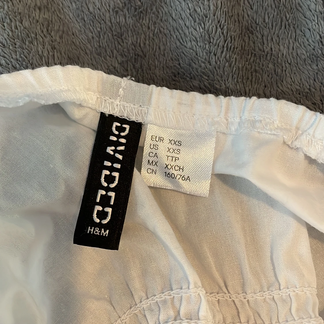 Vit ärmlös topp från H&M - 91