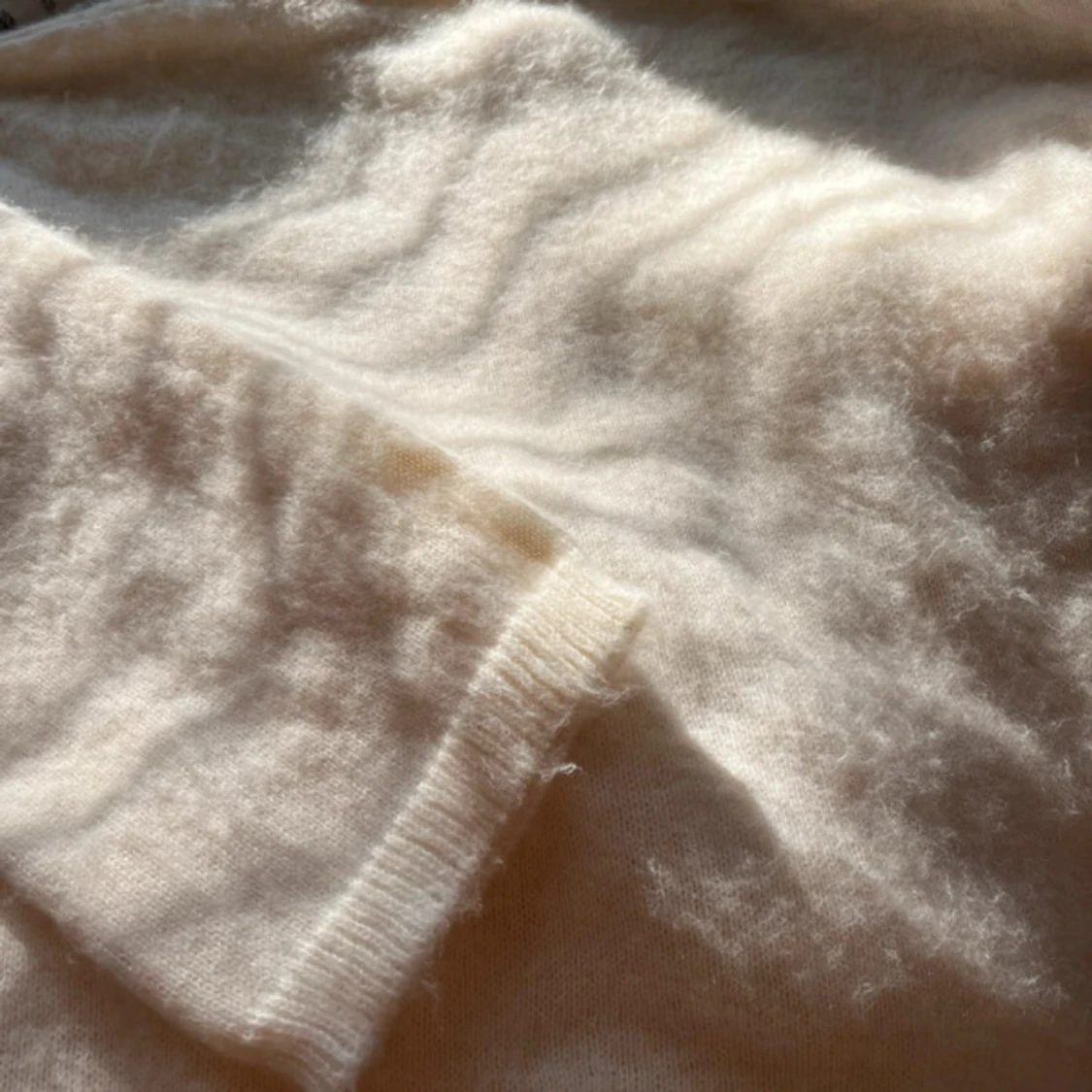 Vit stickad tröja - 90