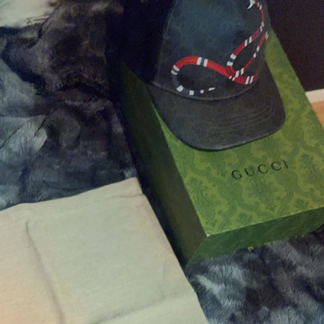 Gucci keps svart  - 90