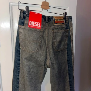 Diesel jeans med raka ben  - Nya Diesel jeans men raka ben, är tyvärr lite för stora på mig som vanligtvis har W28