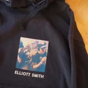 Elliott Smith Hoodie  - Bra kvalitet hoodie med Elliot Smith hoodie