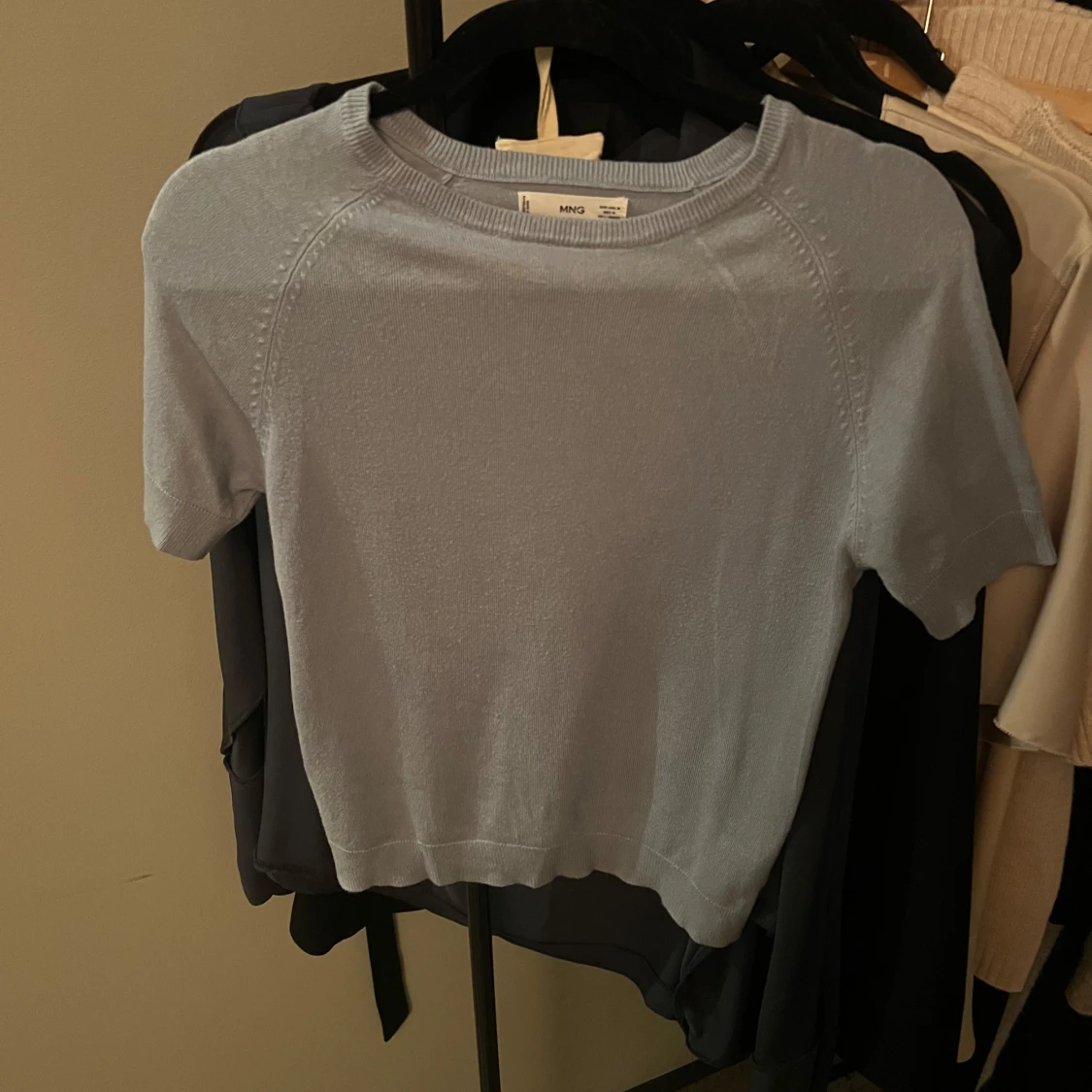 Ljusblå kortärmad topp från Massimo Dutti - 1