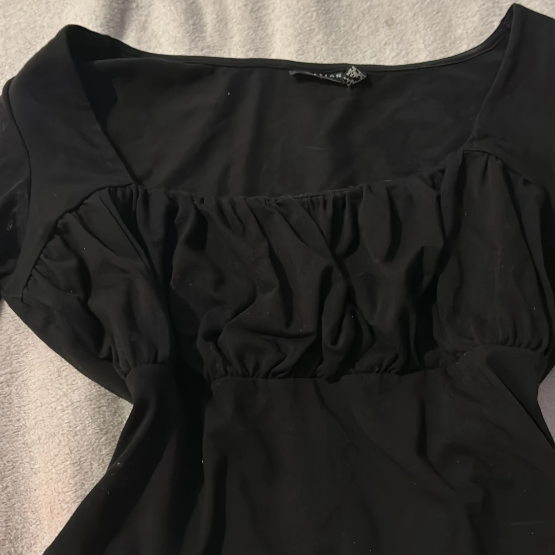 Svart långärmad topp från ASOS DESIGN - 1