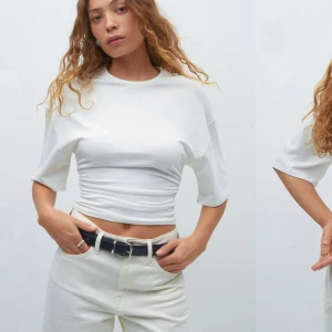 Vit top - Vit topp från Gina i nyskick skriv privat för egna bilder💕