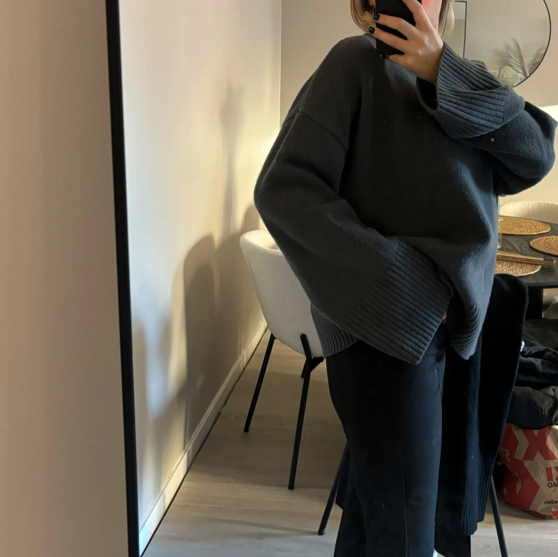 Mörkgrå stickad kaschmir tröja - 2