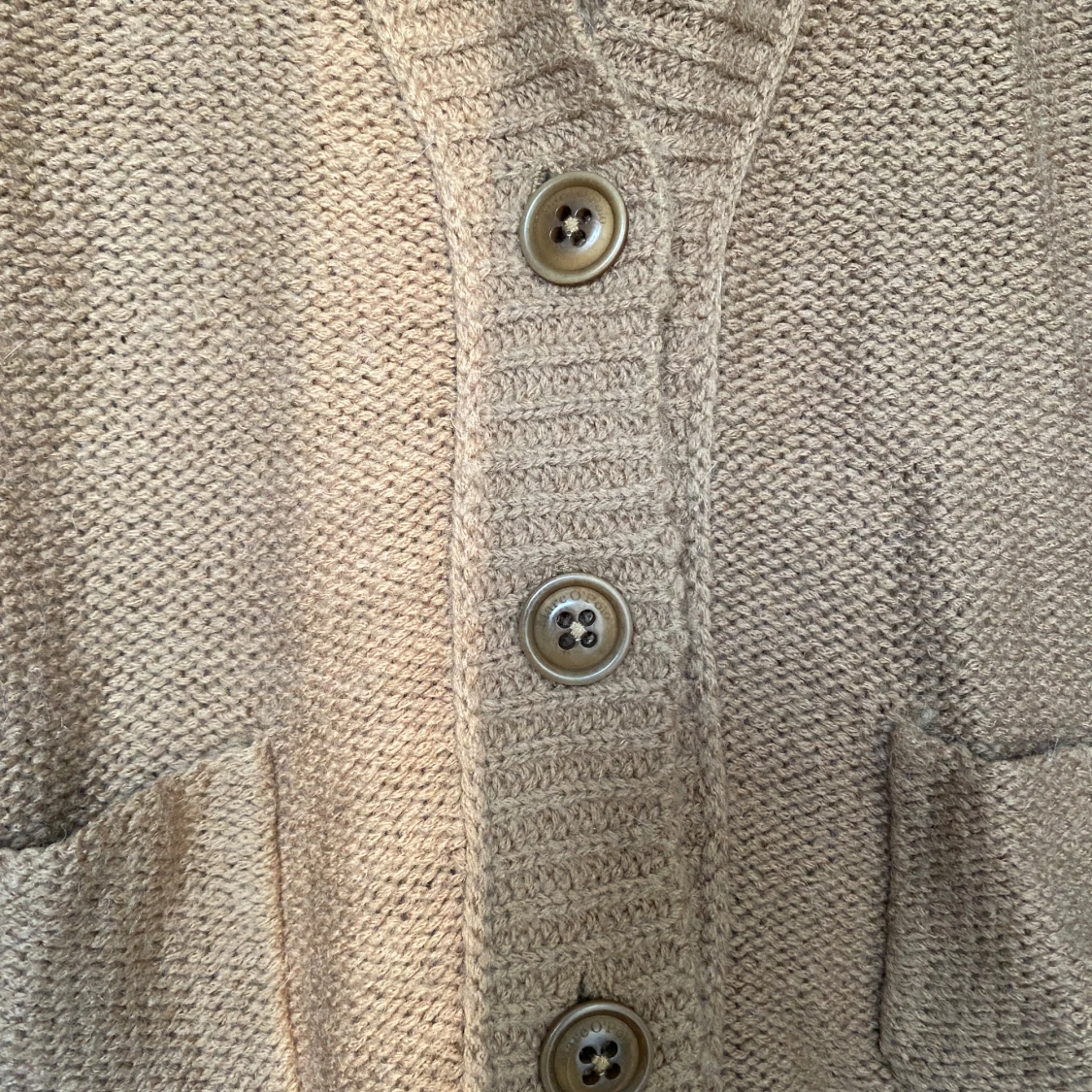 Brun  stickad kofta från Marc O'Polo - 3