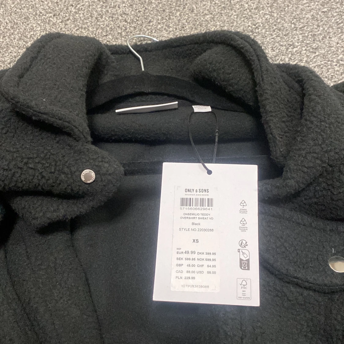 Svart fleecejacka från Only & Sons helt ny som ni ser tag fortfarande kvar - 1