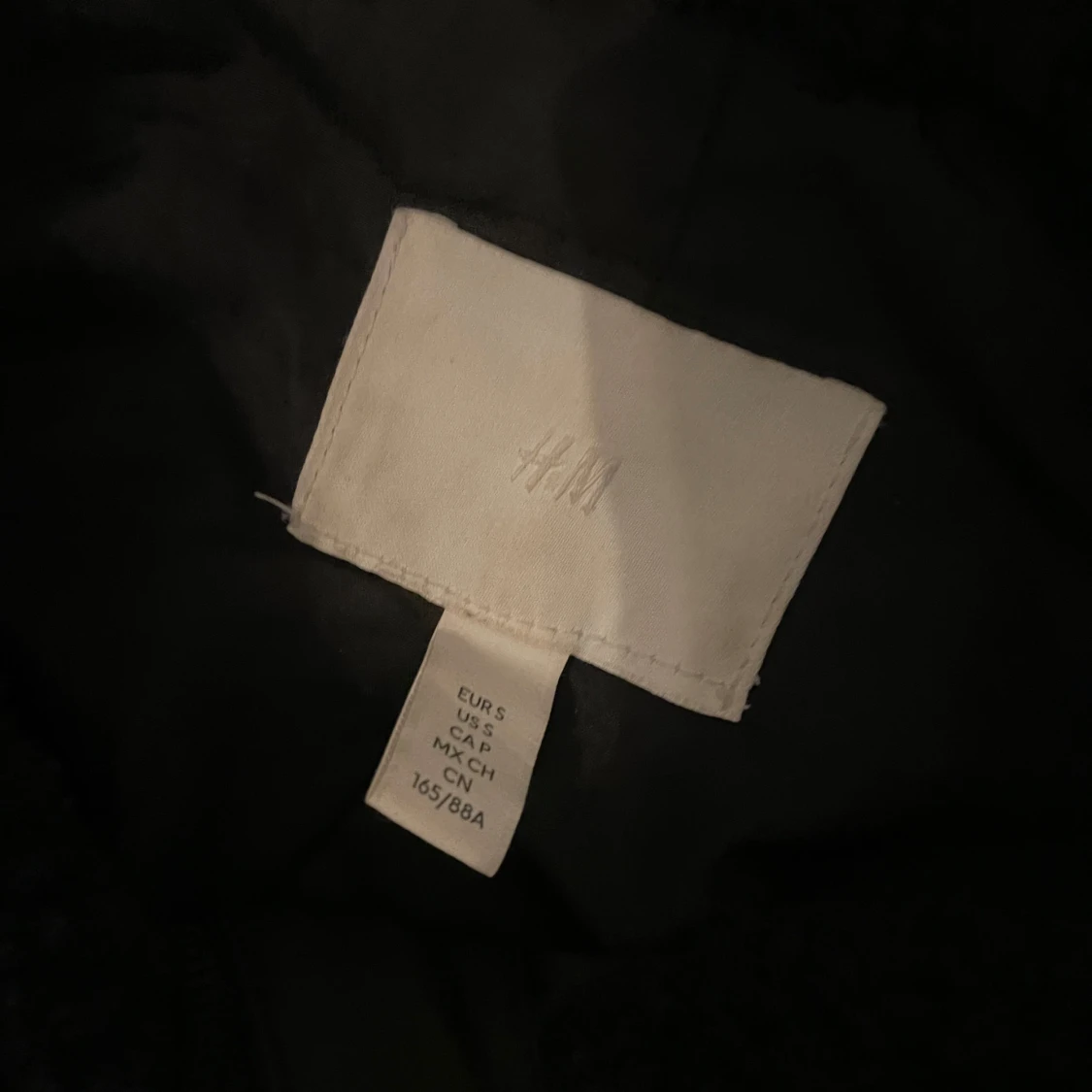 Svart teddyjacka från H&M - 2