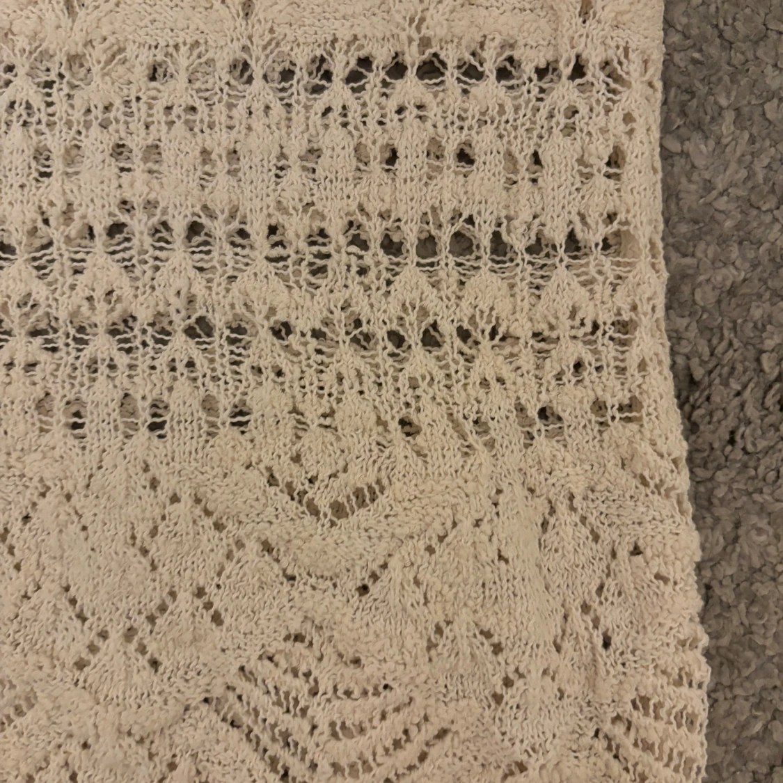 Beige stickad tröja från Zara - 2