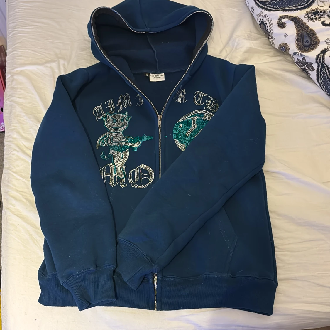 Mörkblå hoodie med dragkedja från Aim for the Moon - 91