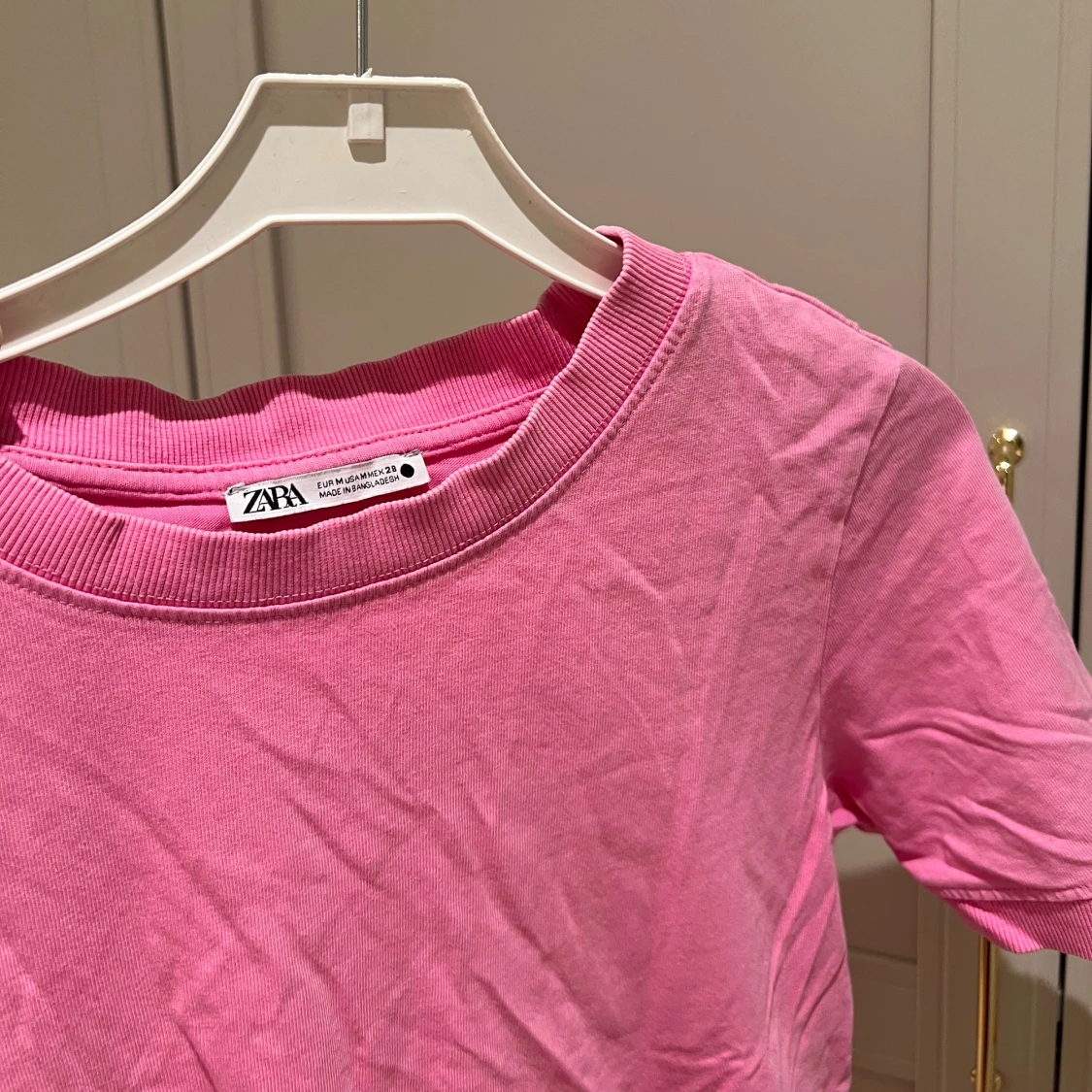 Rosa t-shirt från Zara - 90