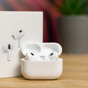 airpod pro - säljer ett par helt sprillans nya airpod pro. är du något du undrar så är de bara att höra av sig