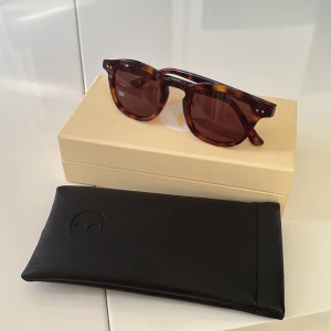 Todd Tourtise Brown  - Nyskick. Corlin Eyewear. 