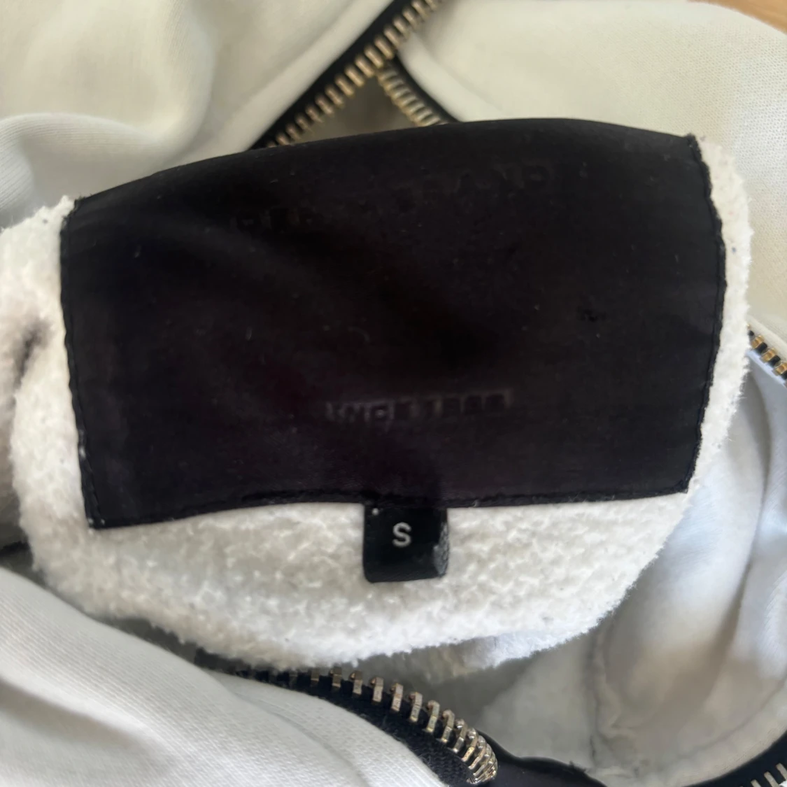 Vit hoodie med tryck från Cipo & Baxx - 91