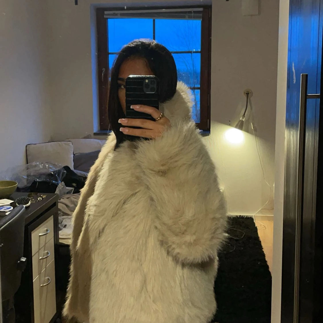 Beige pälsjacka - 90