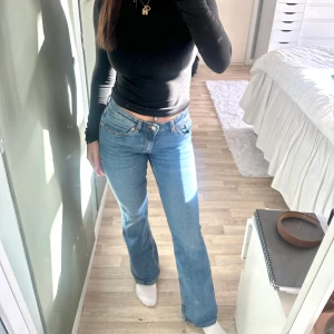 Lågmidjade jeans - Använda fåtal gånger