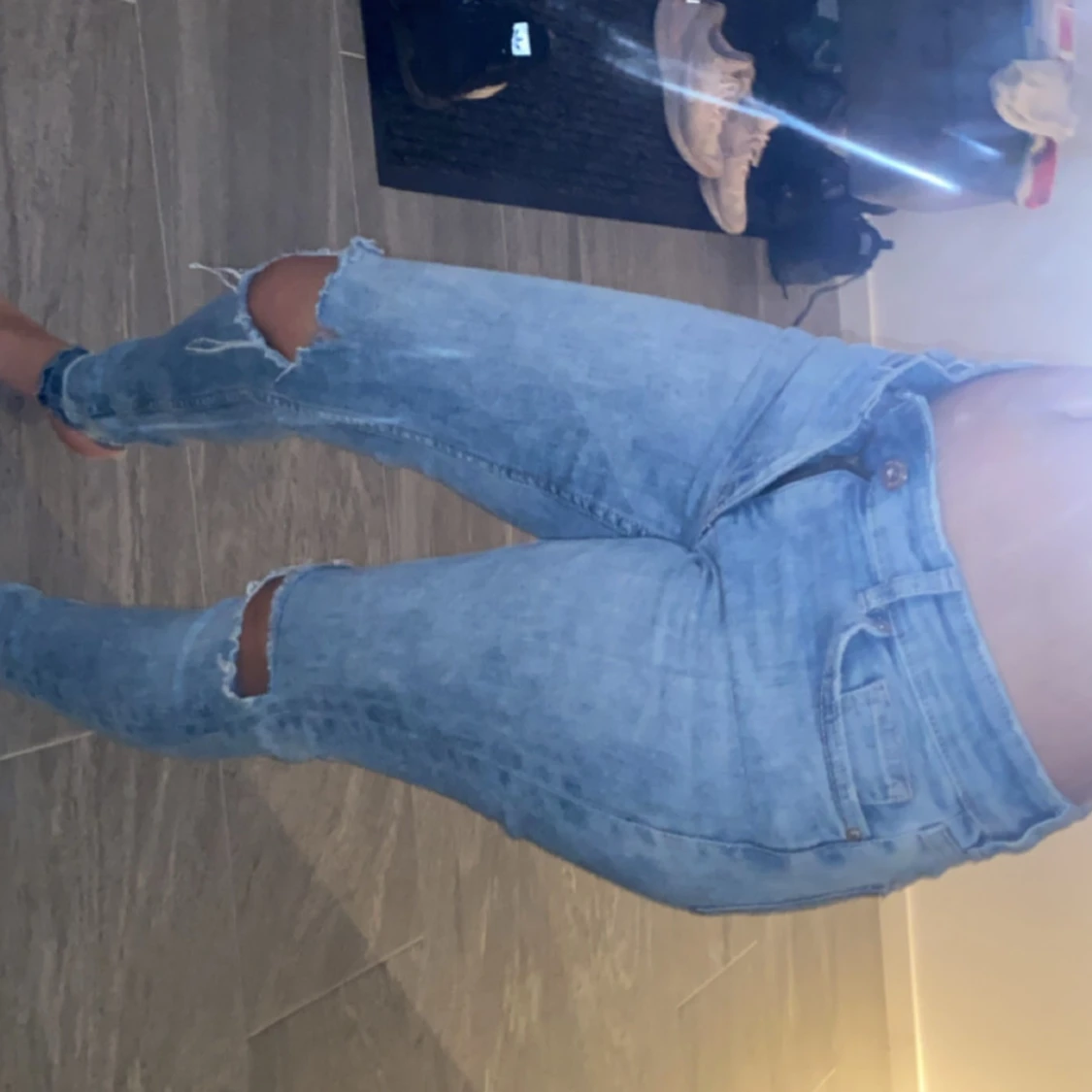 Ljusblåa jeans - 90