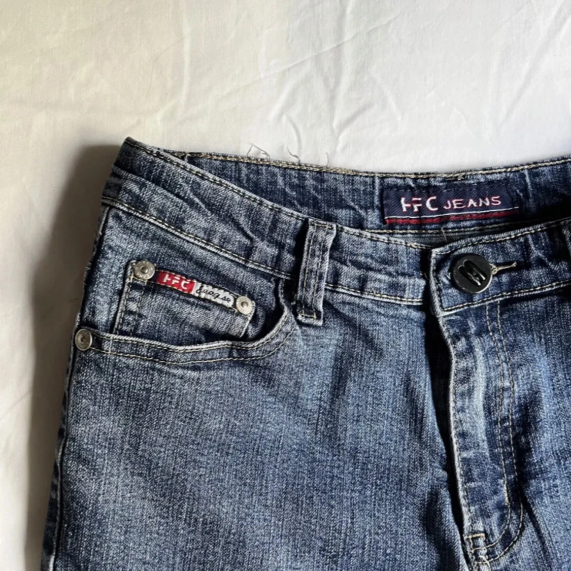 Blåa bootcut jeans - 90