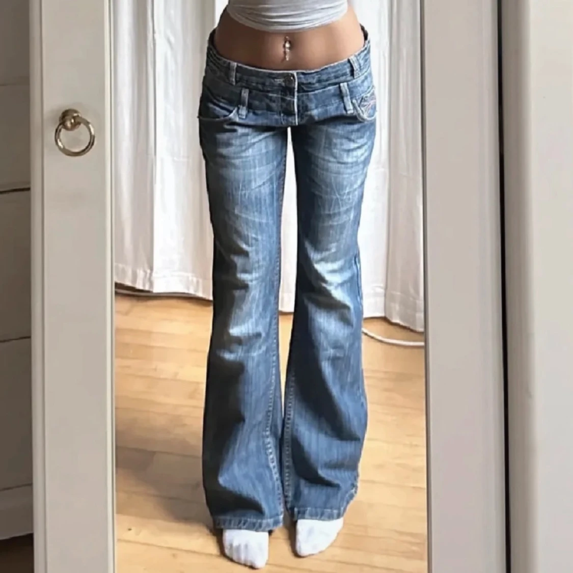 Vintage lågmidjade bootcut jeans