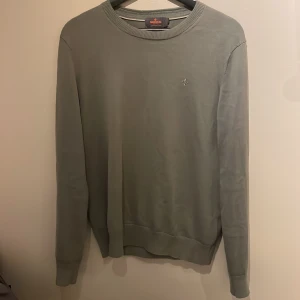 Morris tröja  - 10/10 skick 1-3 dagar frakt 🚚 tveka inte om ni har några frågor 