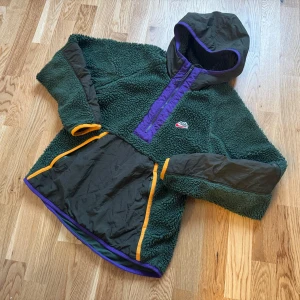 Nike Sherpa 90’s Vintage Jacka  - Fint skick. Rare!