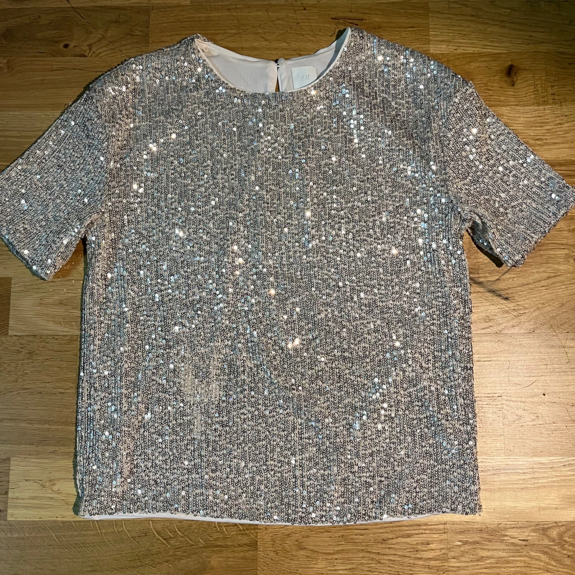 Glitrig fest tröja - 92